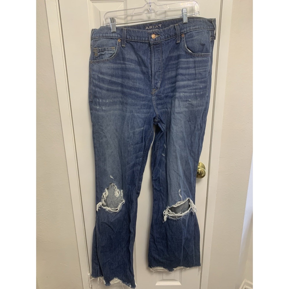 Women's ARIAT jeans ultra high rise wide leg Blue 34R Distressed